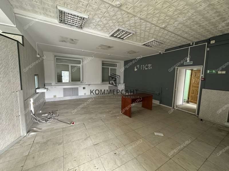 помещение под торговую площадь на улице Веденяпина