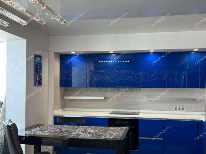 пятикомнатная квартира на улице Карла Маркса дом 44