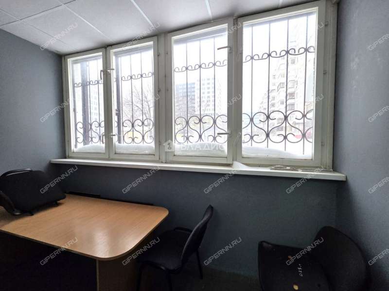 помещение под офис на улице Братьев Игнатовых