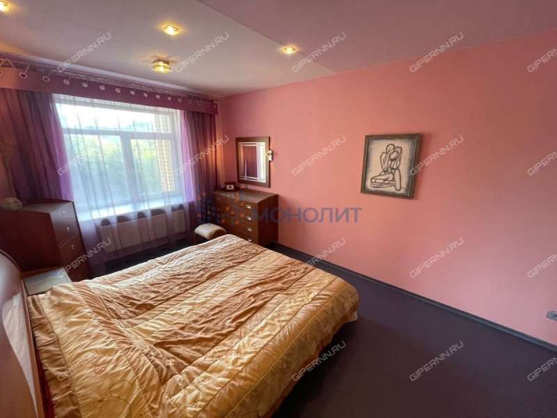 трёхкомнатная квартира на улице Максима Горького дом 50