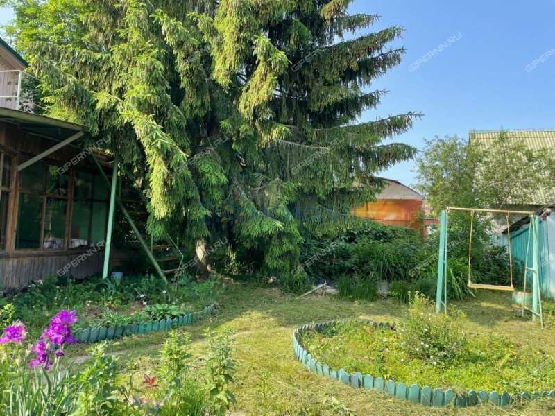 дом на улице Свободы село Работки