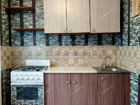 1-komnatnaya-ul-germana-lopatina-d-9a фото