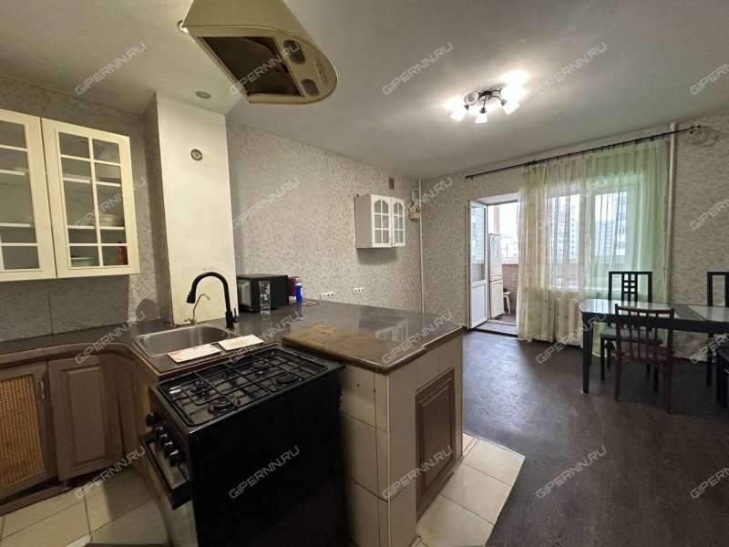 четырёхкомнатная квартира на Нижегородской улице дом 5а город Кстово