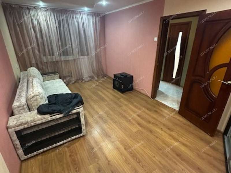 однокомнатная квартира на проспекте Бусыгина дом 19