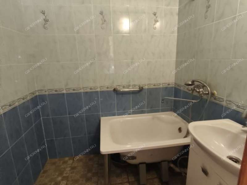 однокомнатная квартира на Мончегорской улице дом 19/3