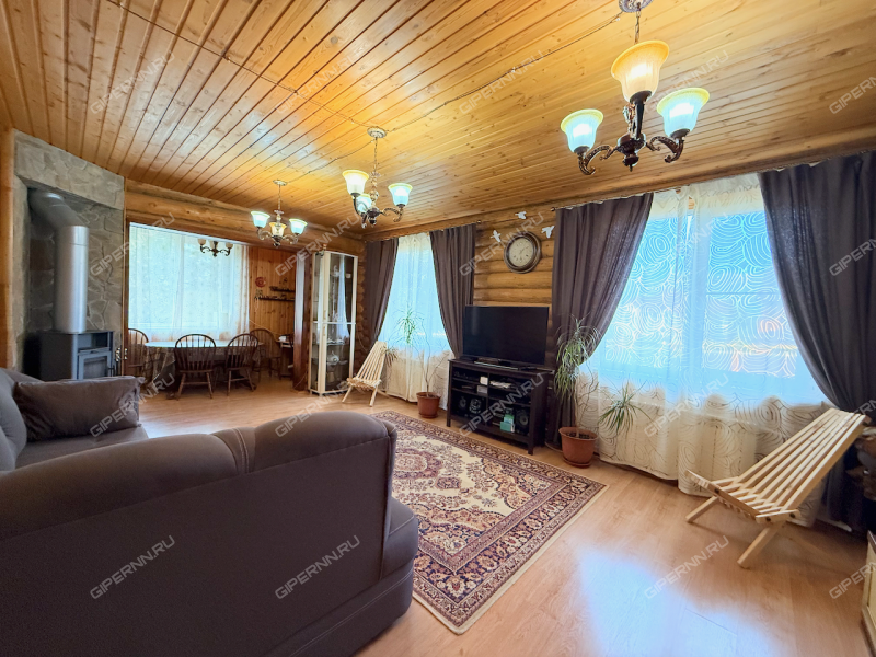 дом на улице Нагорная