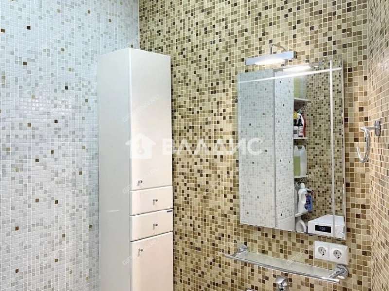 трёхкомнатная квартира на Кстовской улице дом 5 город Кстово