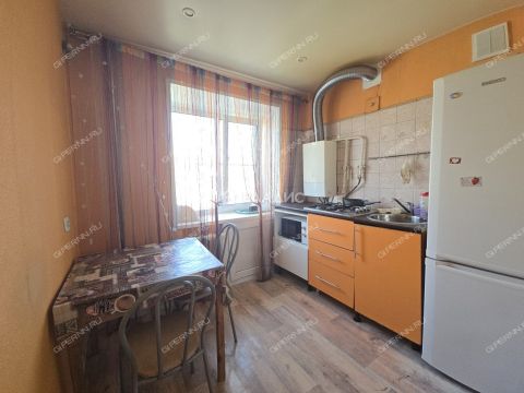 1-komnatnaya-ul-geroya-yuriya-smirnova-d-19 фото