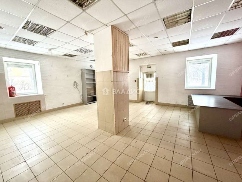 помещение под помещение свободного назначения на улице Героя Безрукова