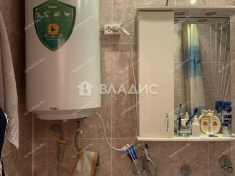 2-komnatnaya-derevnya-kuzhutki-dalnekonstantinovskiy-rayon фото