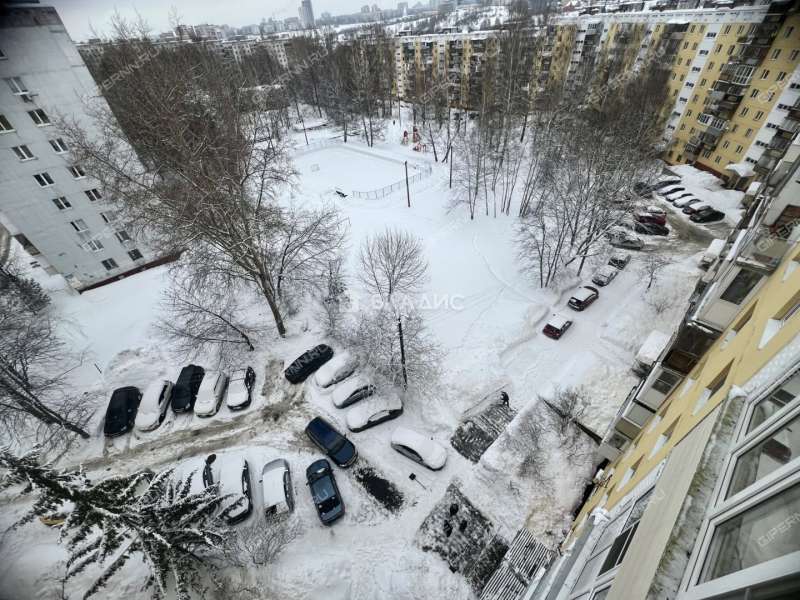 трёхкомнатная квартира на улице Маршала Малиновского дом 2