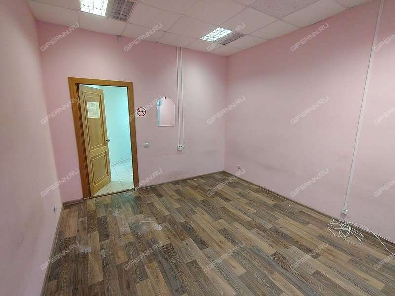 помещение под торговую площадь на Керченская ул,д. 14а