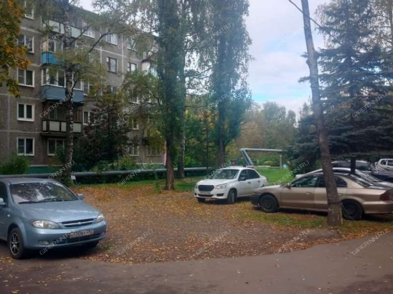 однокомнатная квартира на улице Красных Зорь дом 3