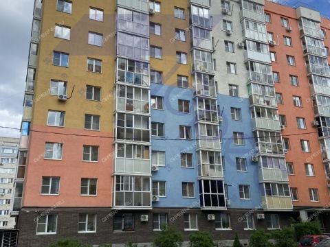 kvartira-studiya-ul-dvizhencev-d-36 фото