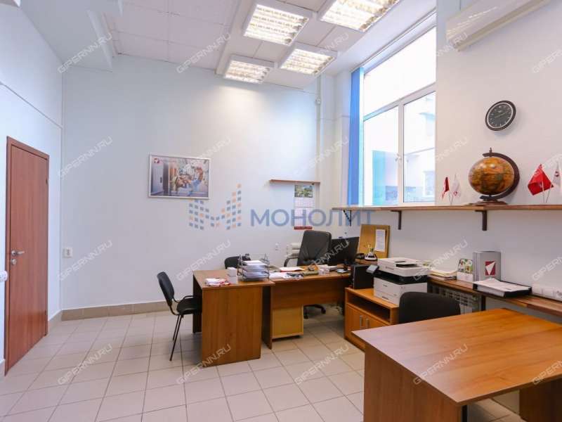 помещение под офис, торговую площадь на Большой Покровской улице