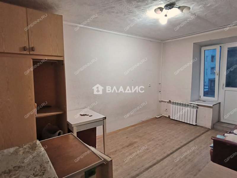 комната в доме 42 на улице Бурденко