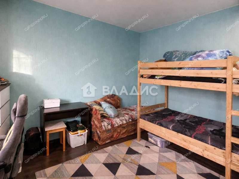 трёхкомнатная квартира на Перекопской улице дом 10