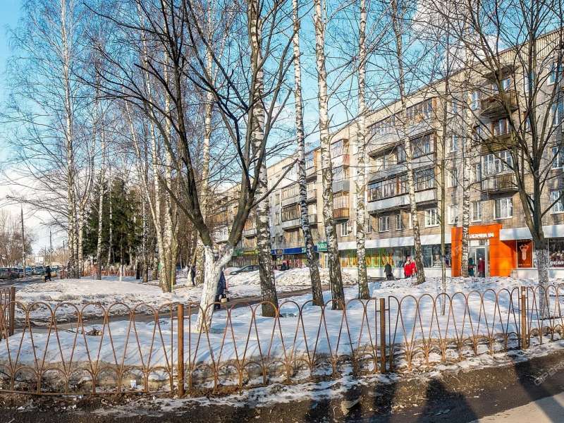 помещение под помещение свободного назначения, торговую площадь на проспекте Гагарина