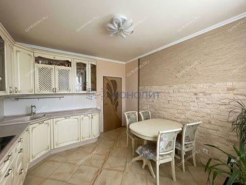 2-komnatnaya-ul-40-let-pobedy-d-4 фото