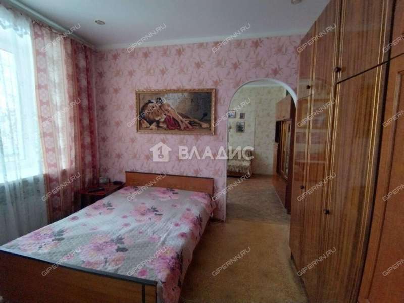 трёхкомнатная квартира на проспекте Чкалова дом 18 город Дзержинск