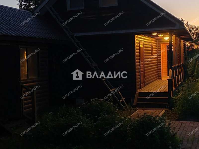 дом на Заречной улице деревня Еловицы