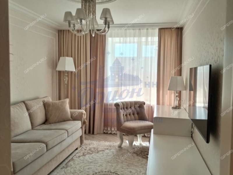 трёхкомнатная квартира на Керченской улице дом 28