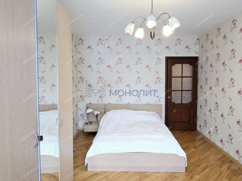 трёхкомнатная квартира на Большей Печёрской улице дом 32