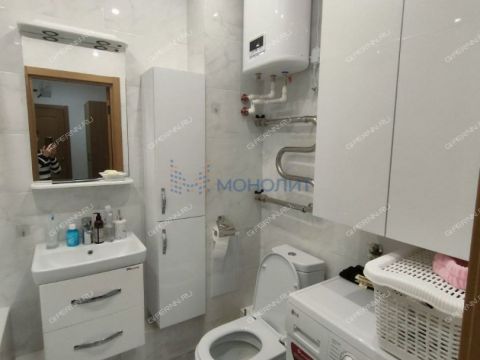 1-komnatnaya-ul-rodionova-d-202-k1 фото