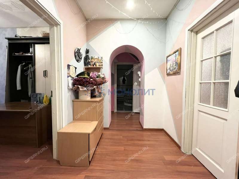 трёхкомнатная квартира на проспекте Ильича дом 33