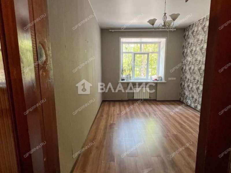 трёхкомнатная квартира на улице 50-летия Победы дом 6/2