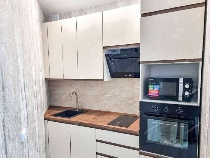 двухкомнатная квартира на улице Плотникова дом 5