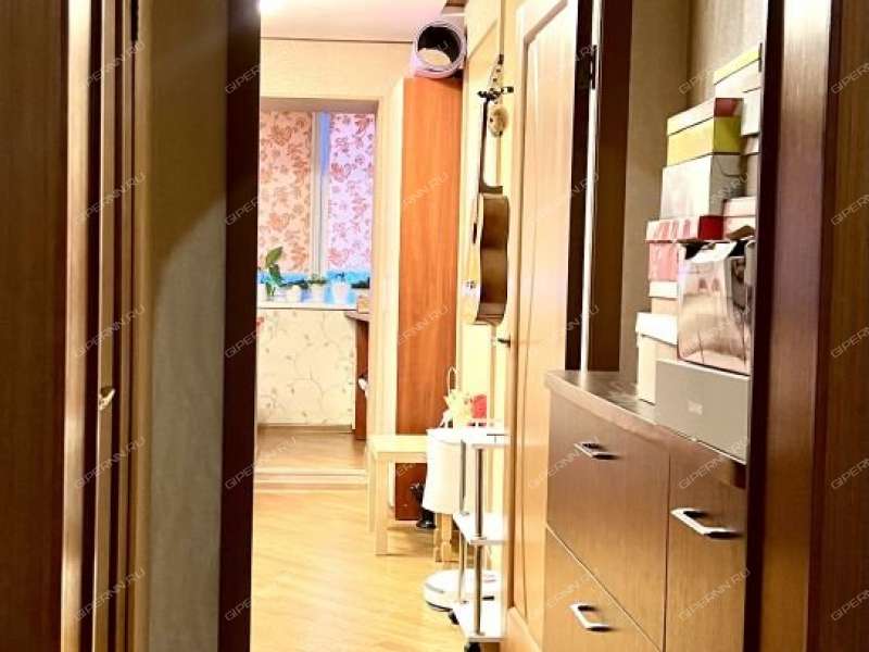трёхкомнатная квартира на улице Советской Армии дом 15а