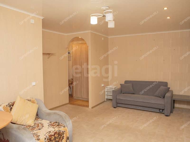 однокомнатная квартира на улице Сурикова дом 10