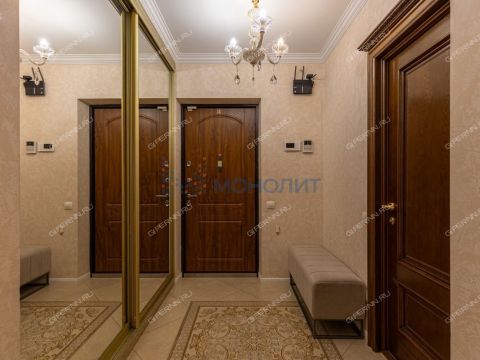 3-komnatnaya-ul-delovaya-d-20 фото