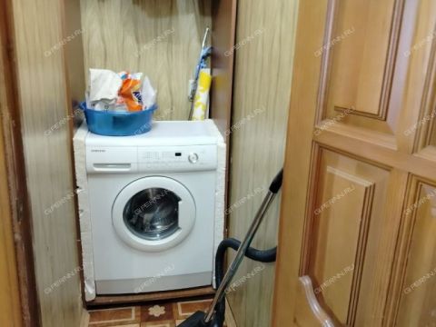 1-komnatnaya-ul-40-let-pobedy-d-5 фото