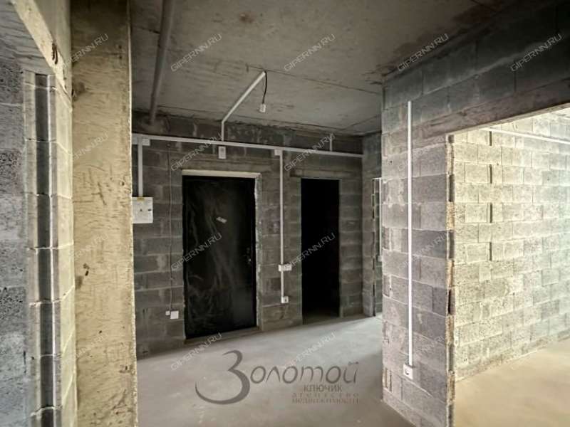 трёхкомнатная квартира на Полтавской улице дом 15