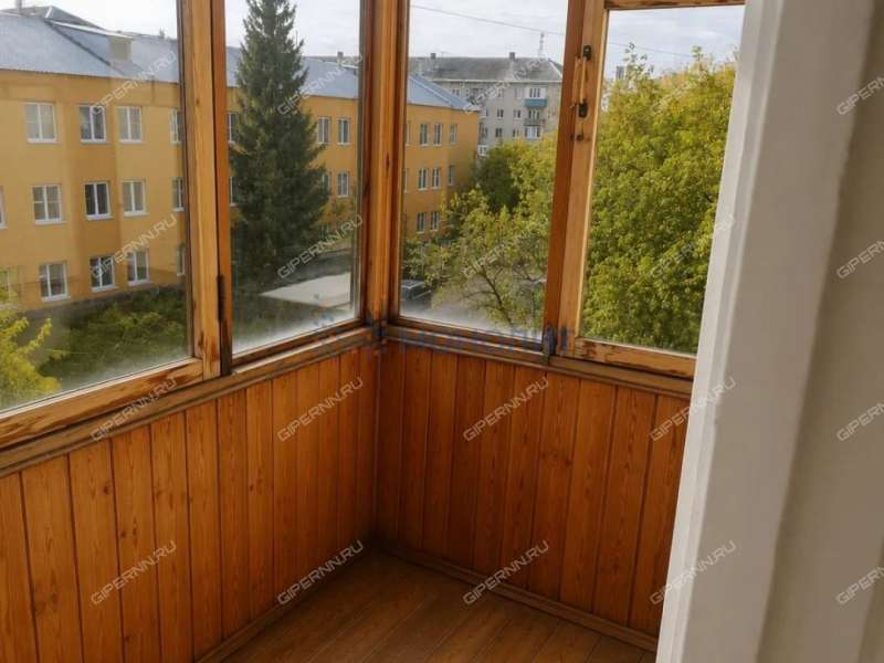 трёхкомнатная квартира на улице Искры дом 43/23
