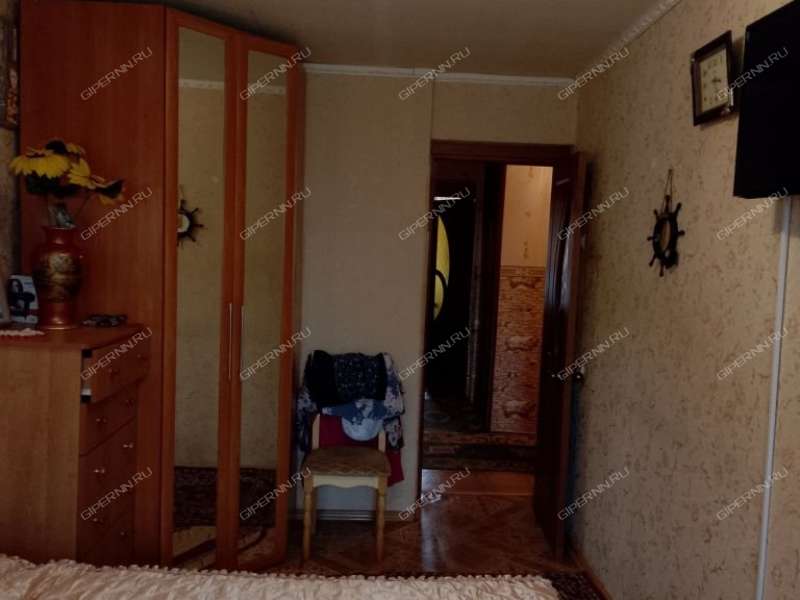 трёхкомнатная квартира на Космической улице дом 36