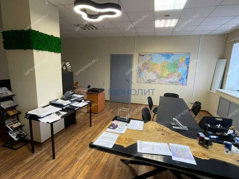 здание под склад, производственную площадь на Памирской улице