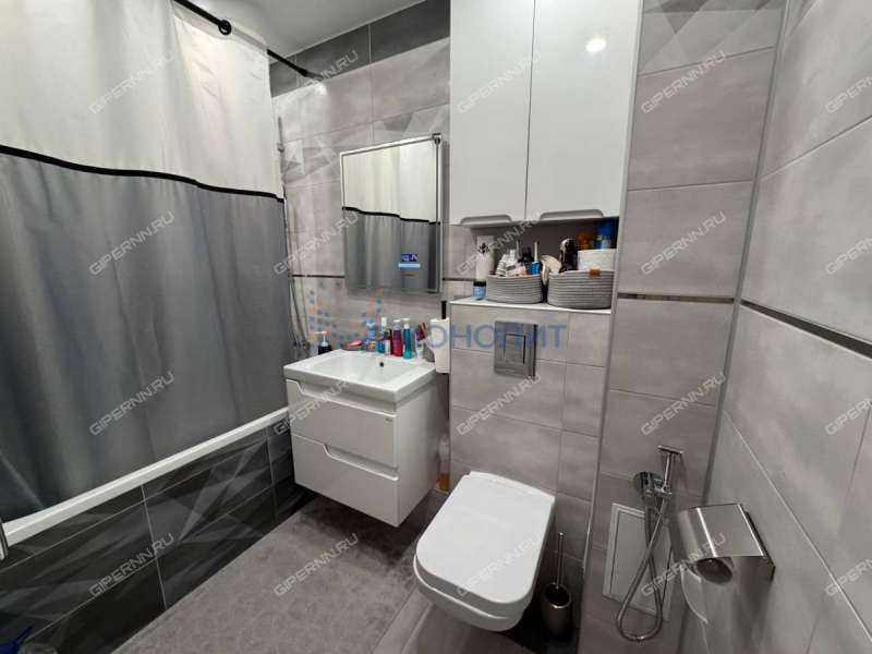 трёхкомнатная квартира на Каширской улице дом 70 к1