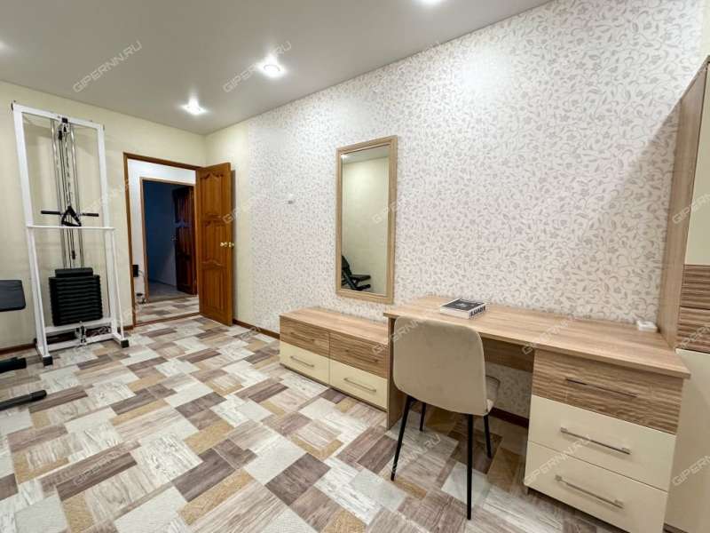 трёхкомнатная квартира на улице Маршала Жукова дом 2