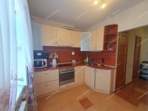 2-komnatnaya-ul-verhnepecherskaya-d-14-k1 фото