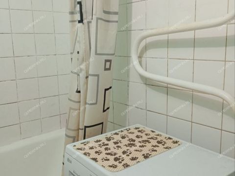 3-komnatnaya-ul-politboycov-d-20 фото