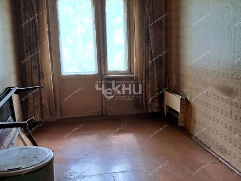 трёхкомнатная квартира на проспекте Бусыгина дом 16