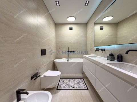 4-komnatnaya-pl-sennaya-d-1 фото