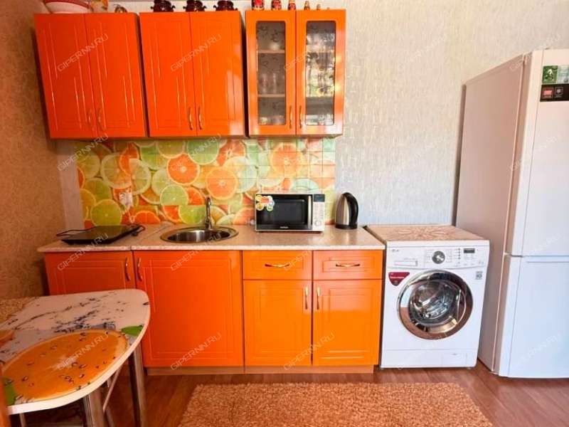 комната в доме 12 к1 на Мончегорской улице