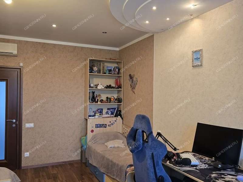 трёхкомнатная квартира на Берёзовской улице дом 103