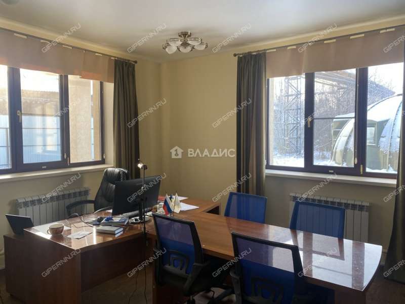 здание под офис на улице Баррикад