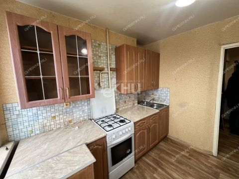 1-komnatnaya-ul-geroya-sovetskogo-soyuza-usilova-d-10 фото