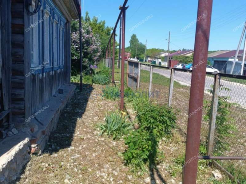 дом на Садовой улице село Большие Кемары